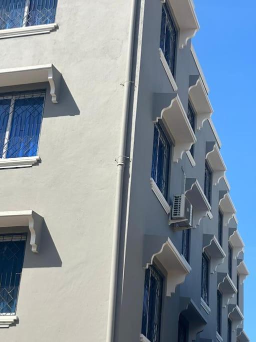 Grey Pearl Apartments Where Raha Is Also Our Priority มาลินดี ภายนอก รูปภาพ